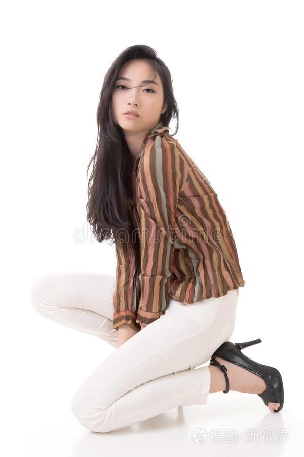 84间房主播跳舞 直播 弹壳之夜